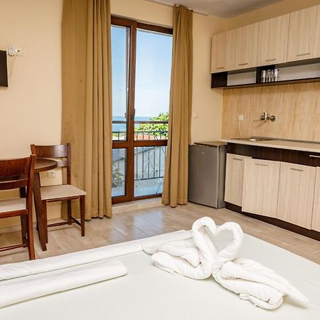 Family Hotel Silitur Ahtopol Ngoại thất bức ảnh