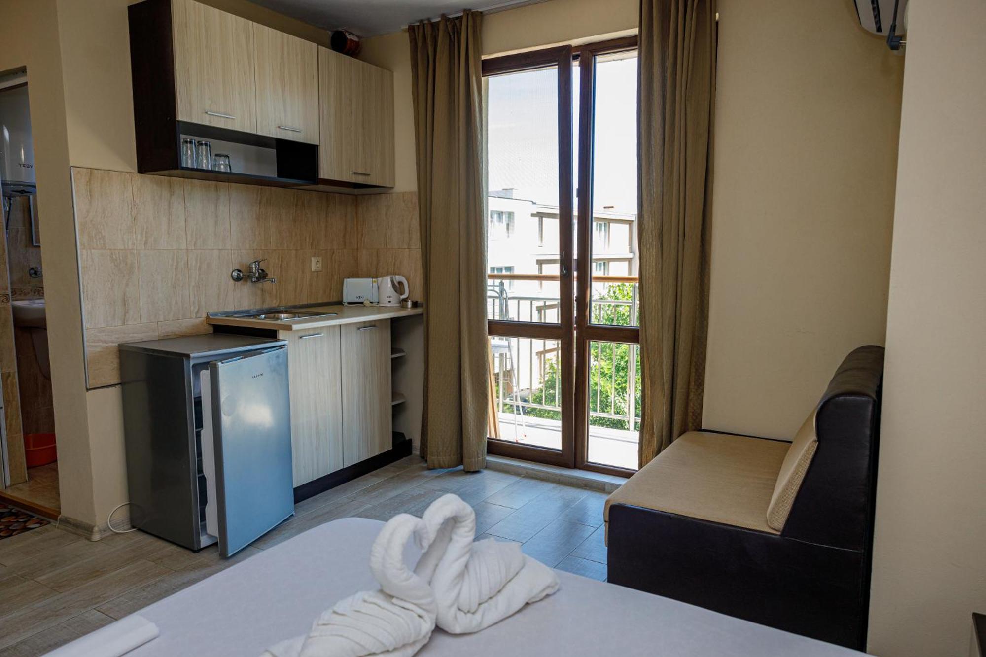 Family Hotel Silitur Ahtopol Ngoại thất bức ảnh