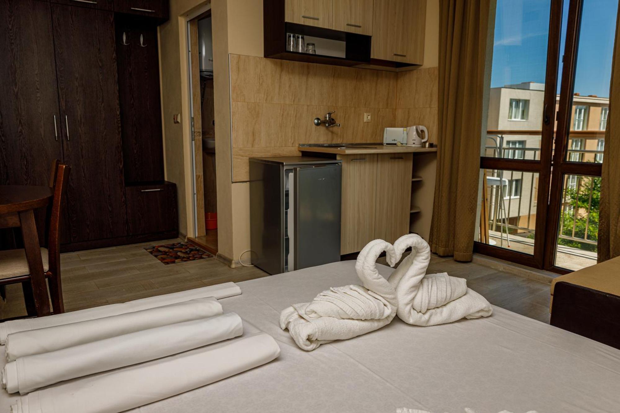 Family Hotel Silitur Ahtopol Ngoại thất bức ảnh