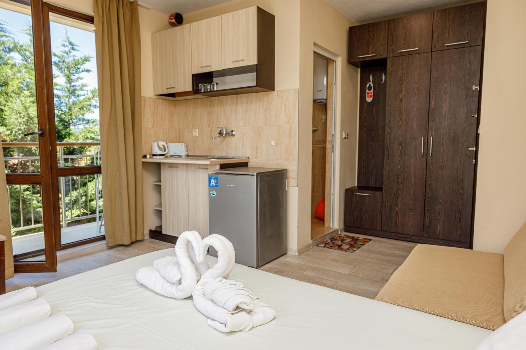 Family Hotel Silitur Ahtopol Ngoại thất bức ảnh