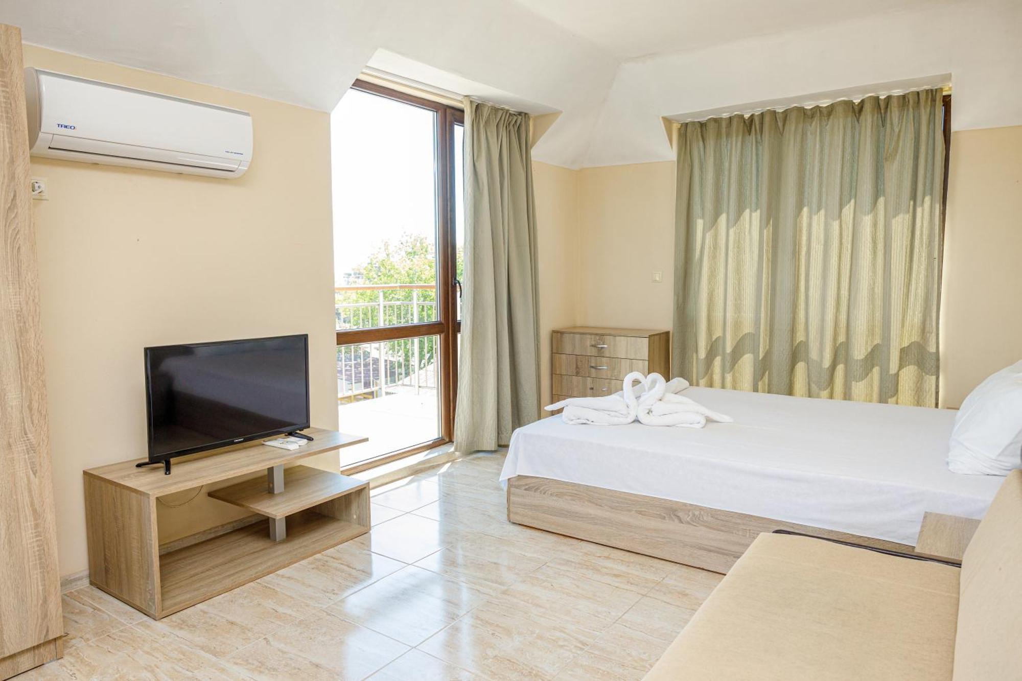 Family Hotel Silitur Ahtopol Ngoại thất bức ảnh