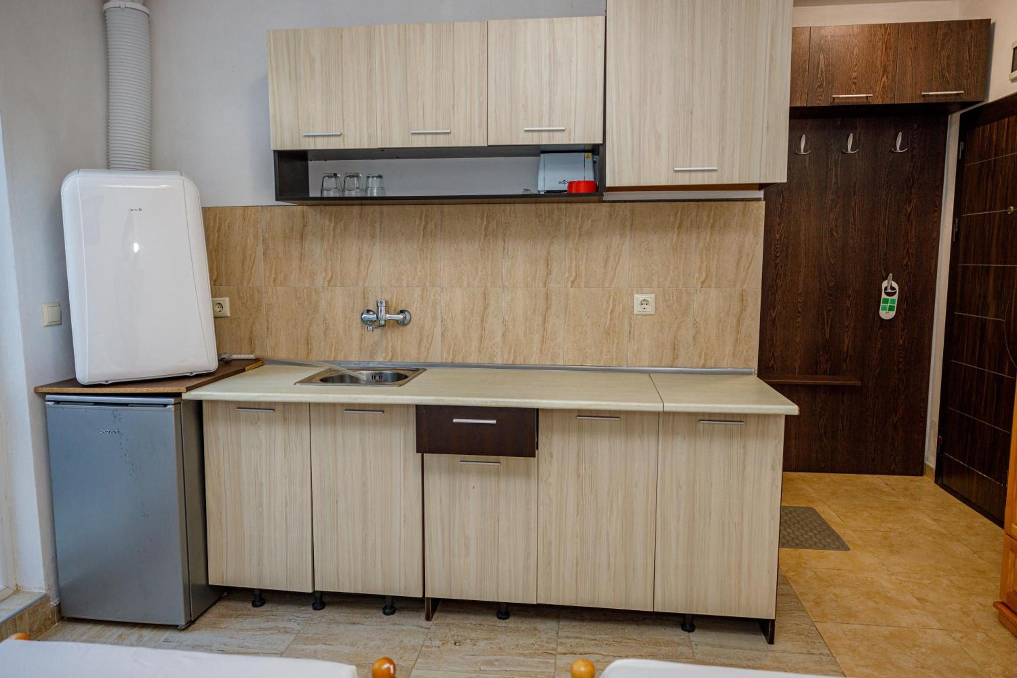 Family Hotel Silitur Ahtopol Ngoại thất bức ảnh