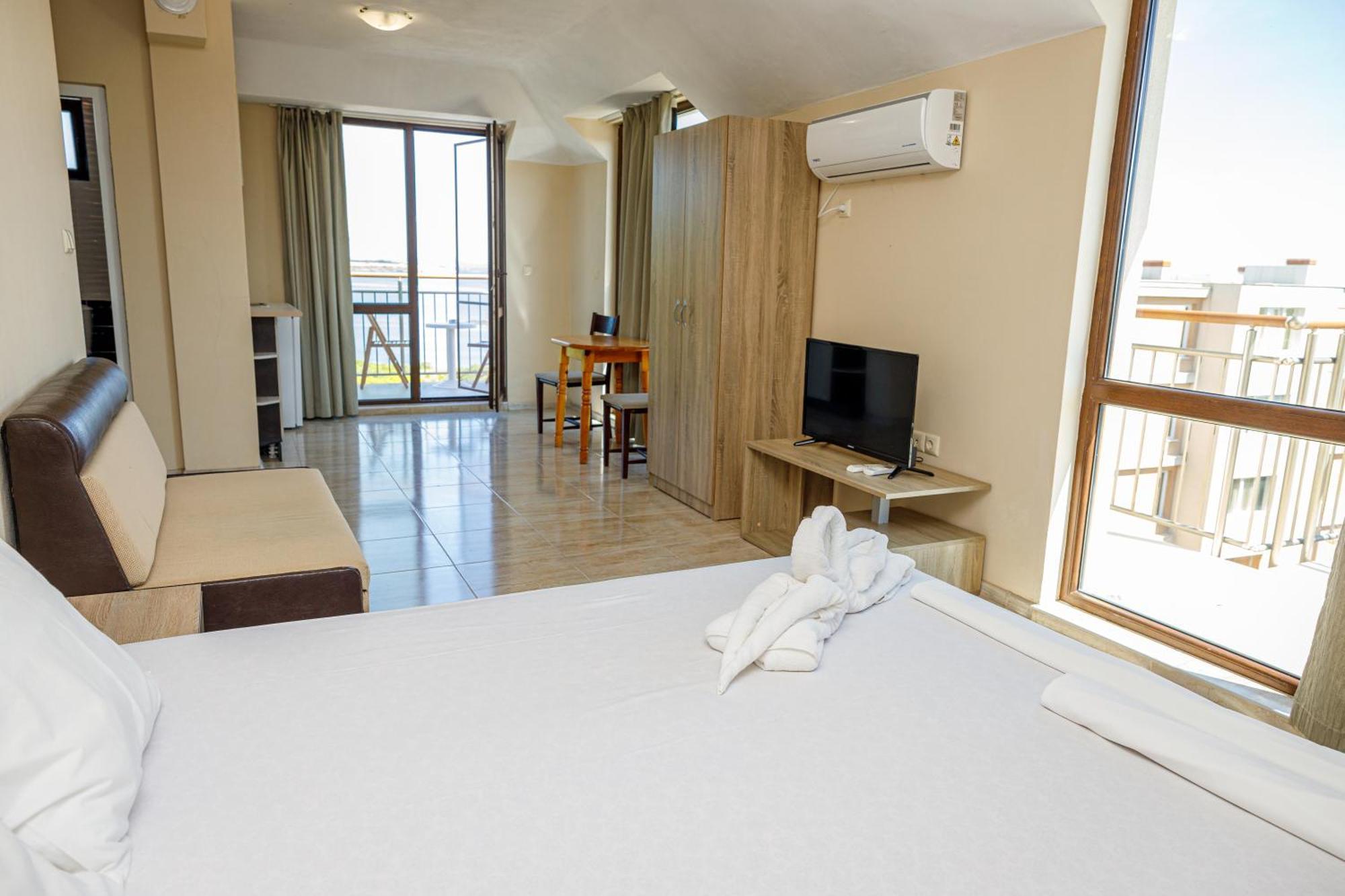 Family Hotel Silitur Ahtopol Ngoại thất bức ảnh