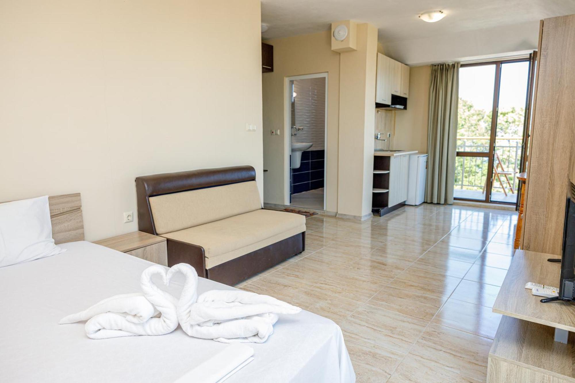 Family Hotel Silitur Ahtopol Ngoại thất bức ảnh