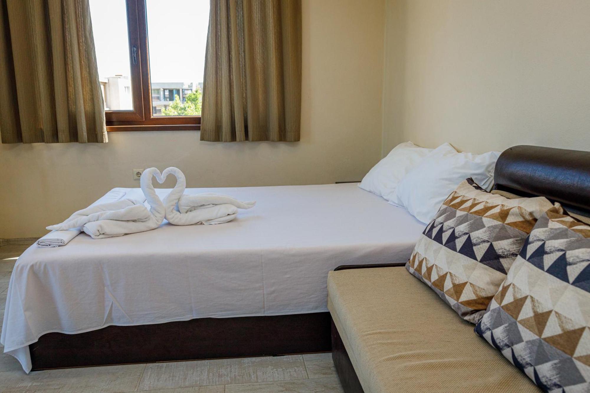Family Hotel Silitur Ahtopol Ngoại thất bức ảnh