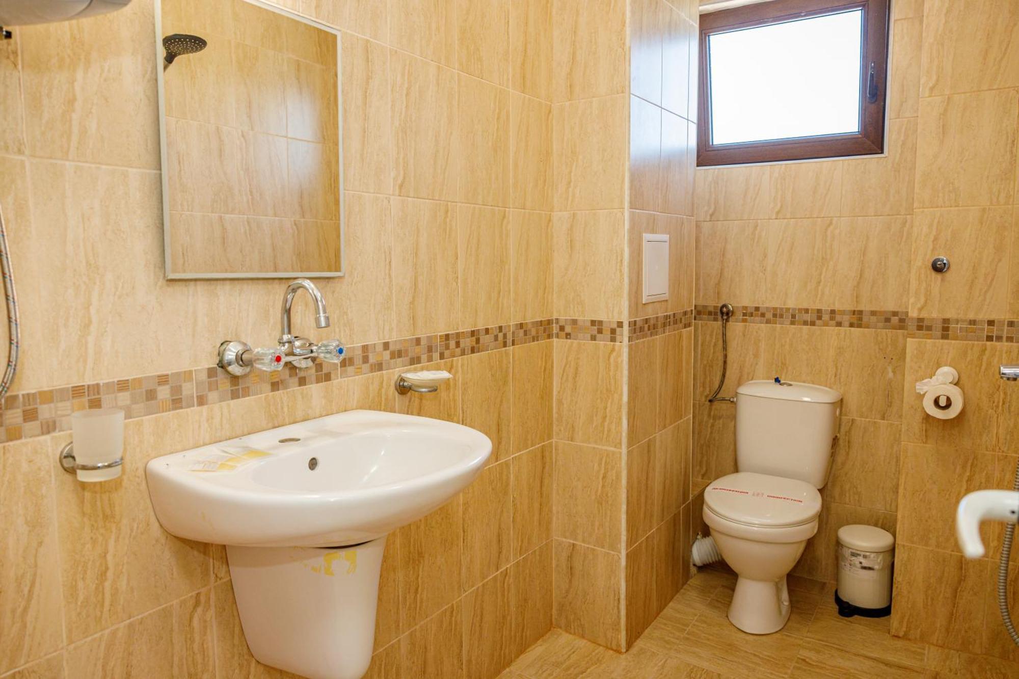 Family Hotel Silitur Ahtopol Ngoại thất bức ảnh
