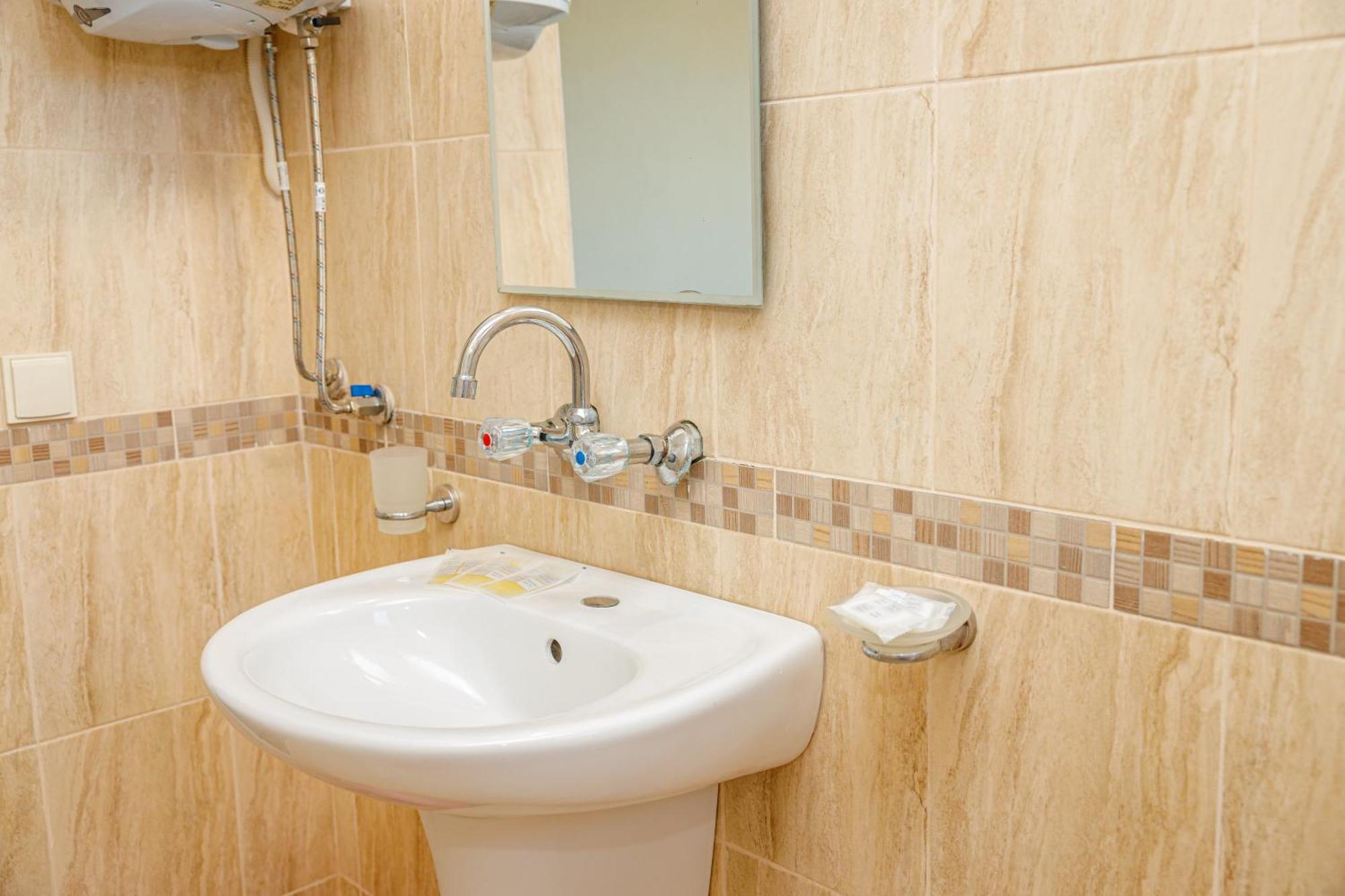 Family Hotel Silitur Ahtopol Ngoại thất bức ảnh